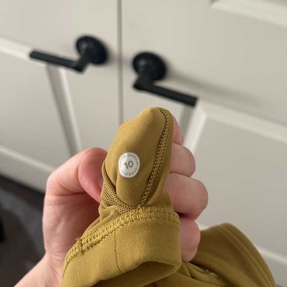 Lululemon Align Tank - Picture 3 of 3